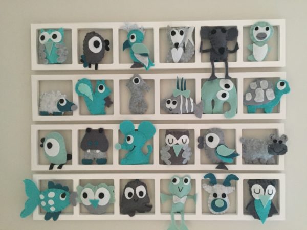 decoration murale cadre chambre enfant animaux feutrine gris aqua