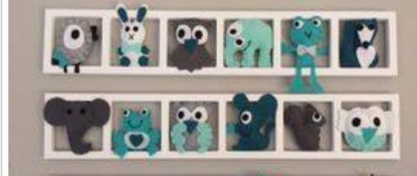 decoration mur chambre enfant cadre animaux multicolores personnalise