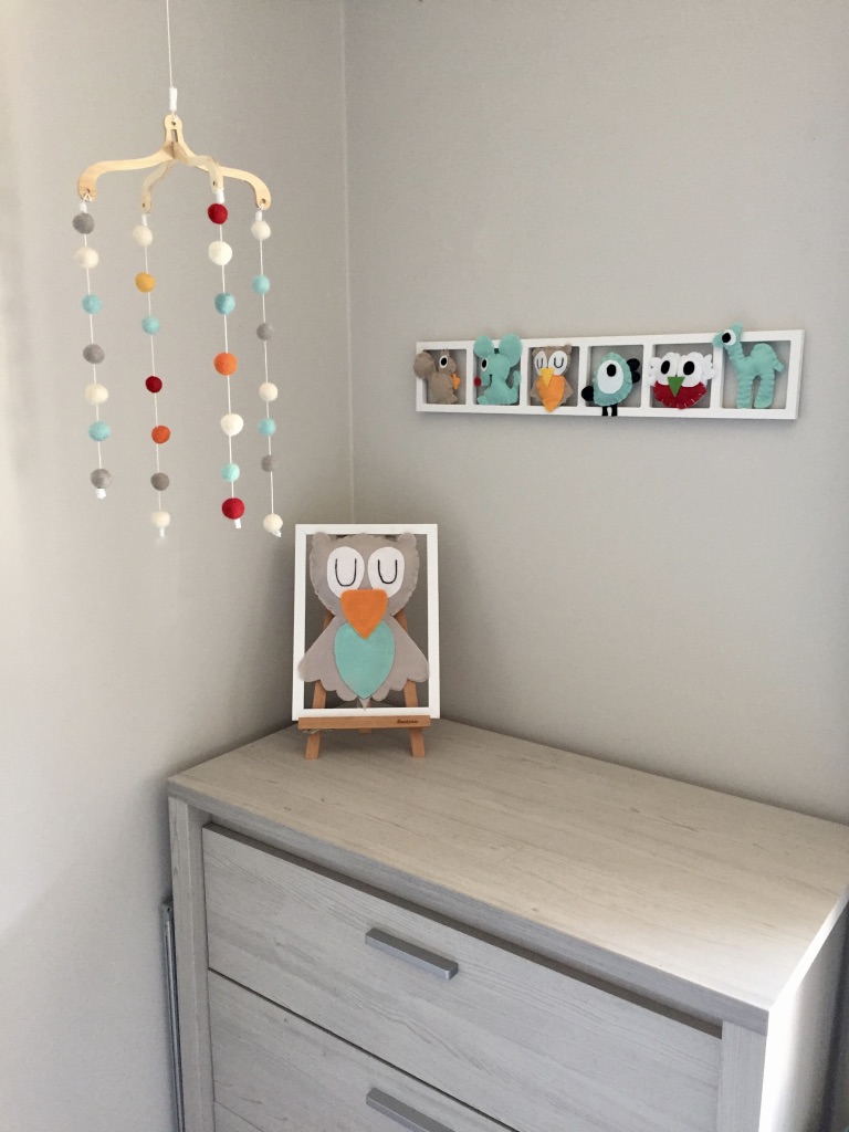 Decoration Murale Originale Chambre Bebe Tons Pastels Personnalisee