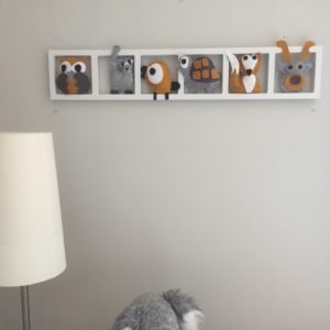 decoration chambre bebe gris motarde